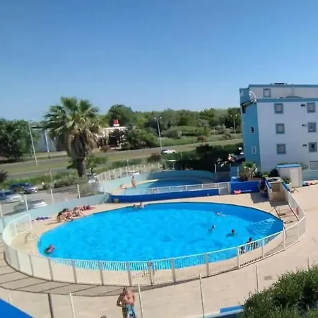 Au 2eme Etage Du Lagon Bleu *