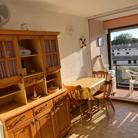 Au 2eme Etage Du Lagon Bleu Daire *